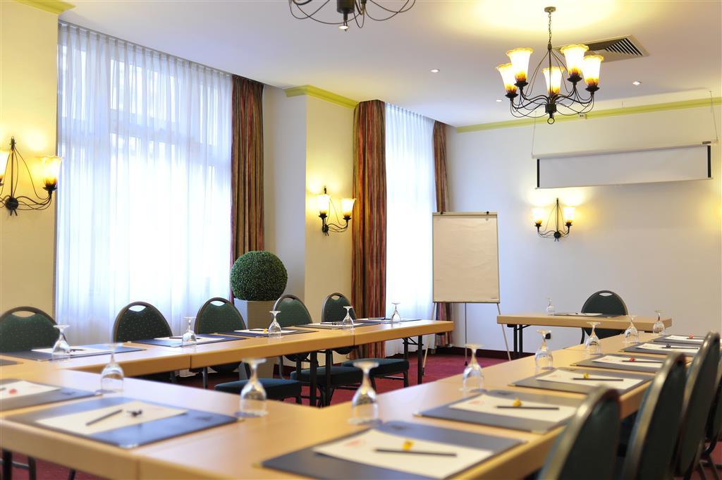 Hotel Western Excelsior 4*