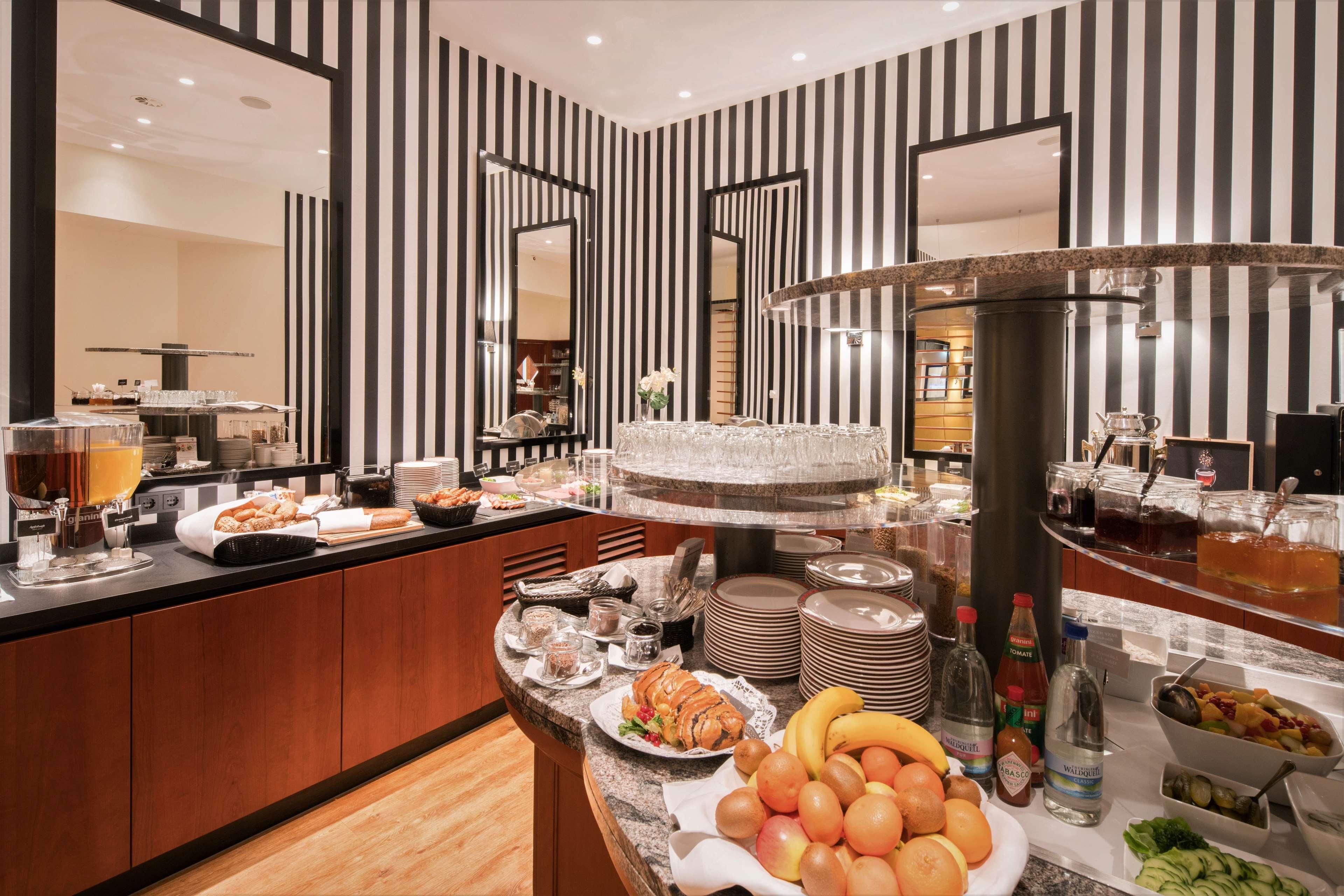 Western Excelsior Hotel 4*