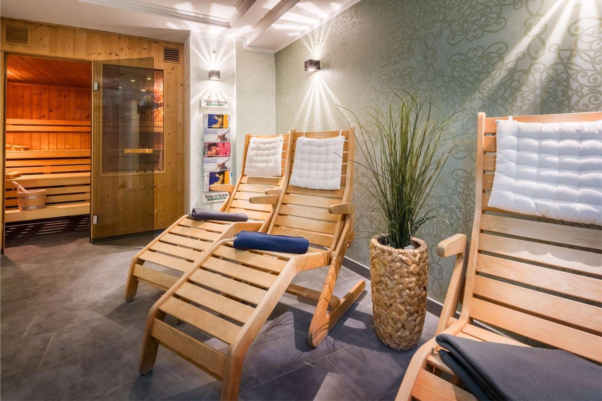 Hotel Western Excelsior 4*